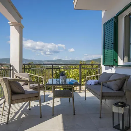 Stunning In Glavina Donja Holiday home Donji Prolozac