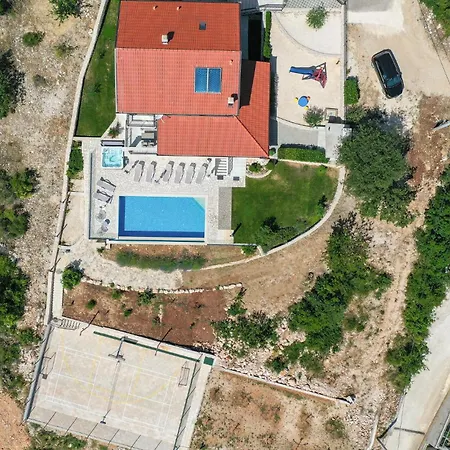 Holiday home Stunning In Glavina Donja Donji Prolozac