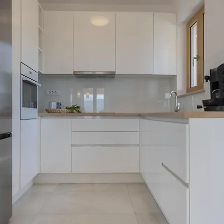 Holiday home Stunning In Glavina Donja Donji Prolozac